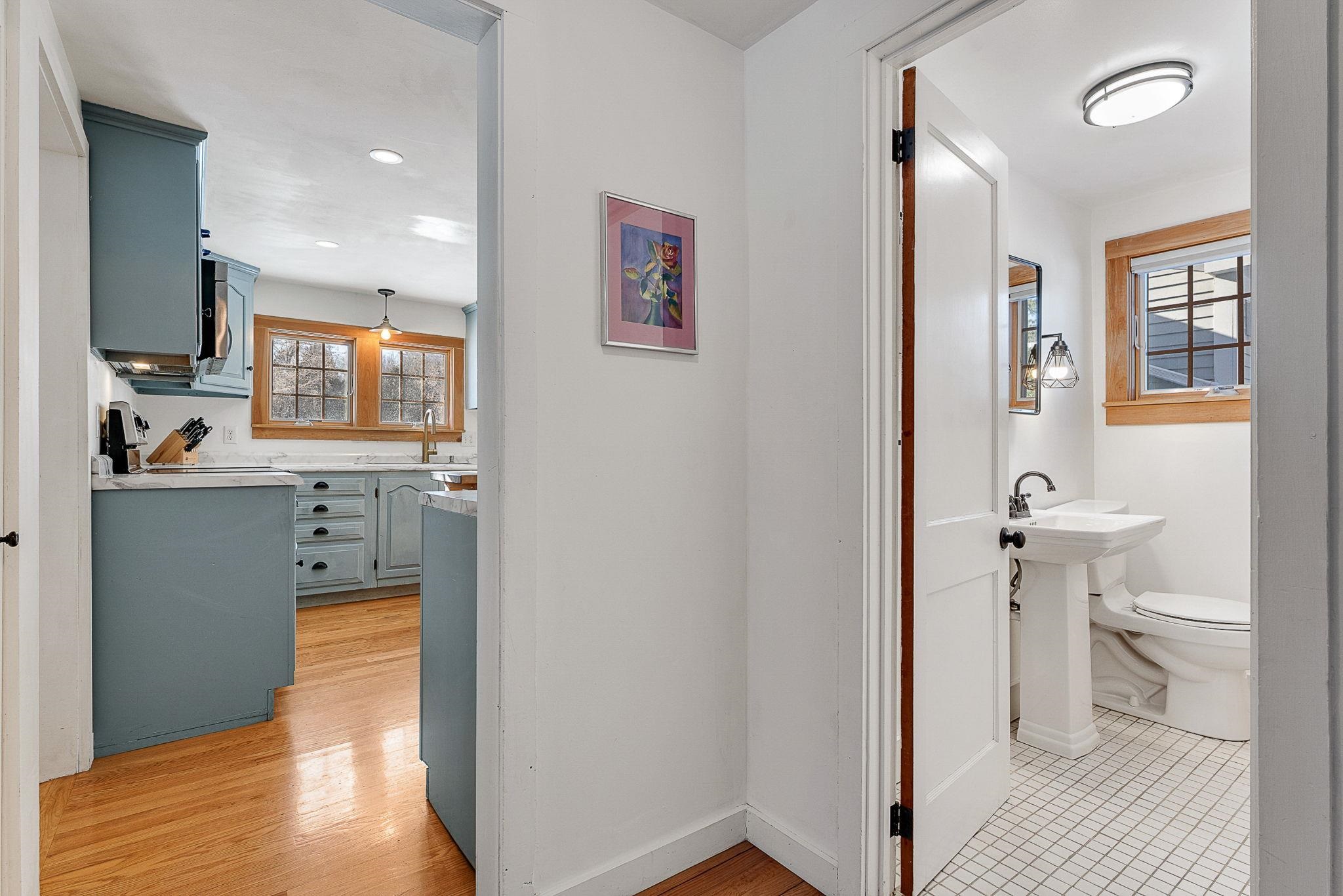 730 Falls Road Shelburne, VT 05482 - Photo 17 of 56