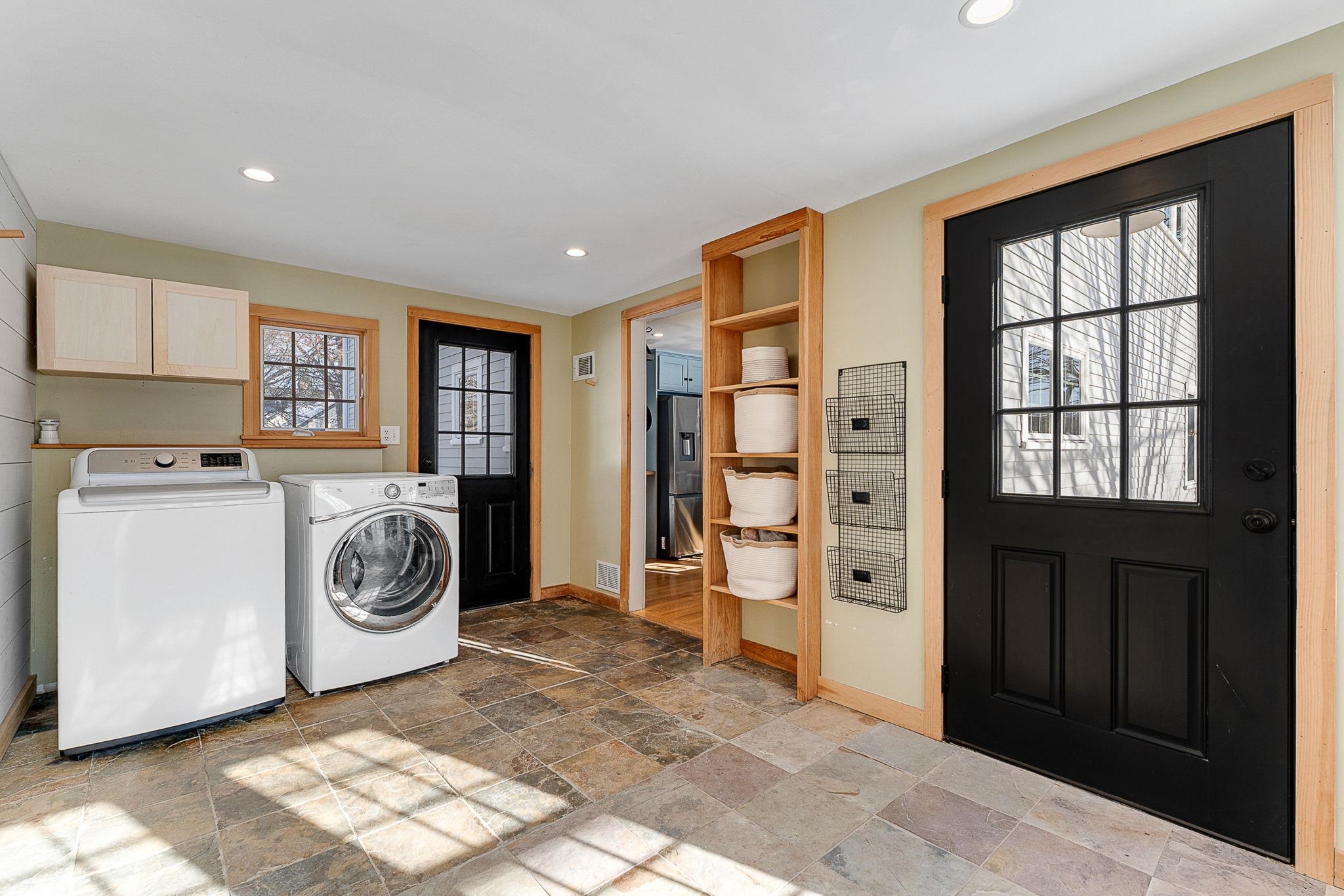 730 Falls Road Shelburne, VT 05482 - Photo 9 of 56