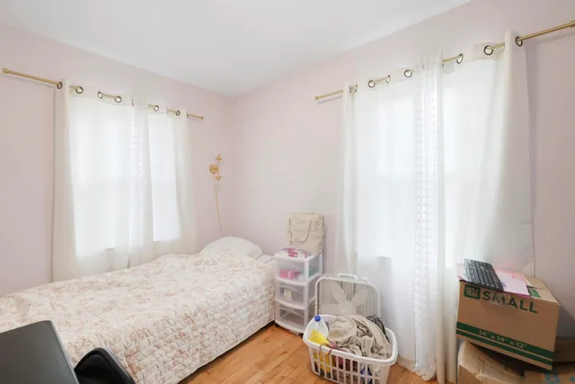 $197,000 | 937 West South Park Avenue, Oshkosh, WI 54902