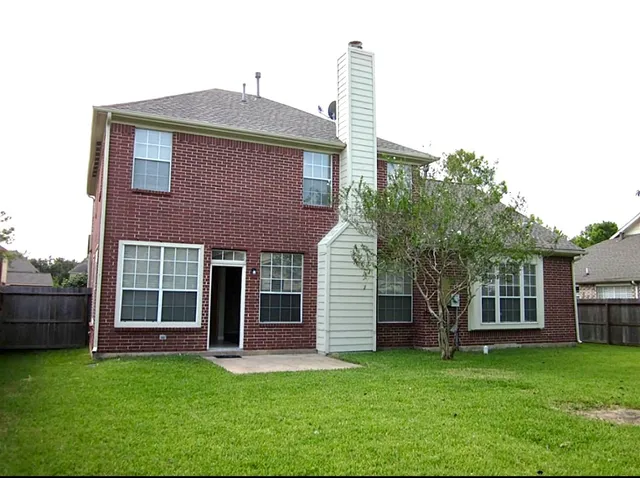$2,600 | 13703 Midfield Glen Court, Houston, TX 77059