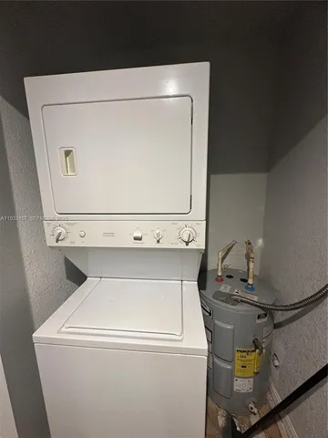 $1,850 | 6309 Eaton Street, Unit AB, Hollywood, FL 33024