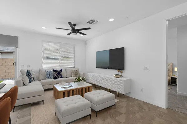 $1,800 | 24870 North 171st Lane, Surprise, AZ 85387