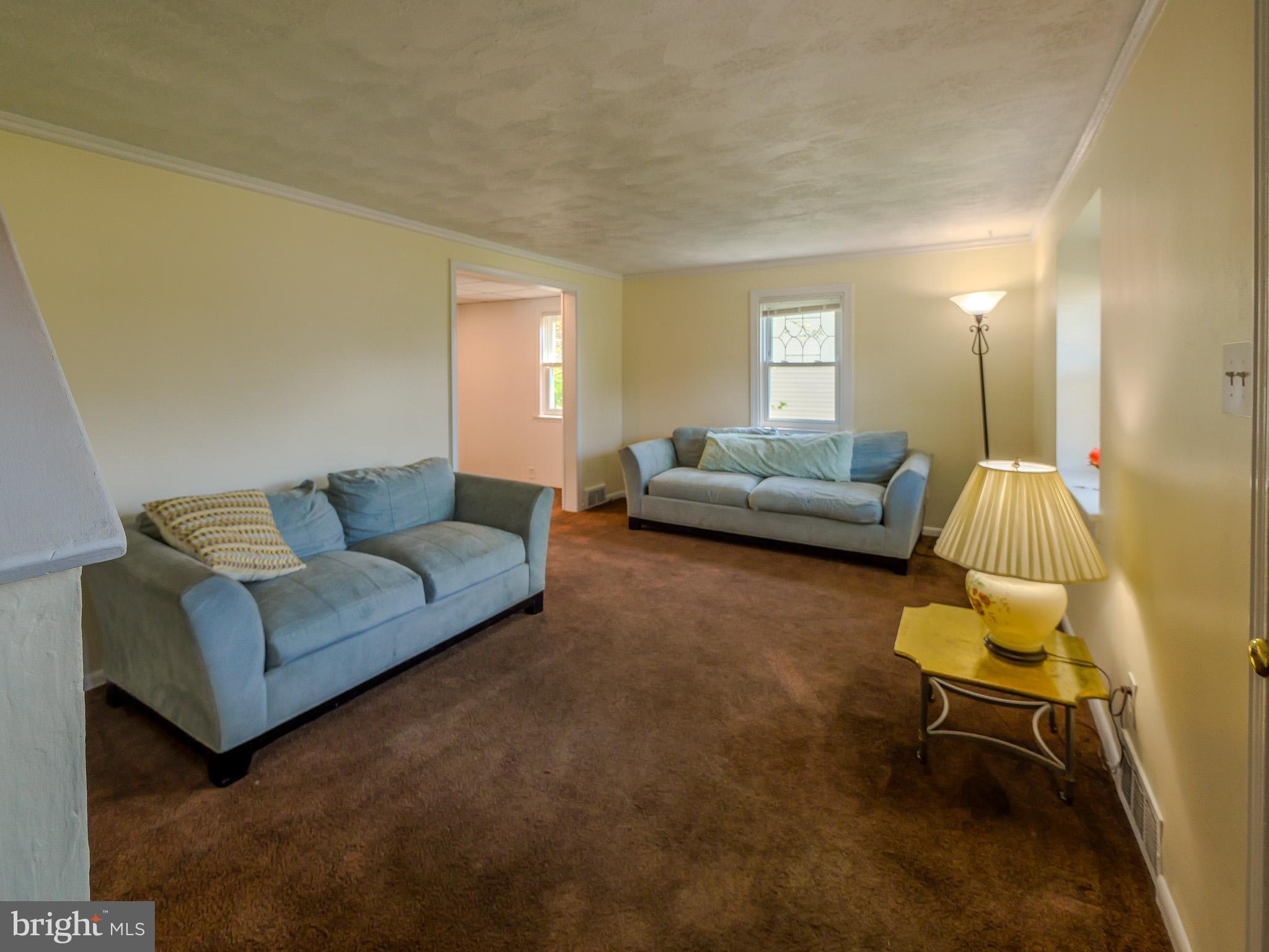 424 Holmes Road Morton, PA 19070 - Photo 5 of 48 Gallery Image 5