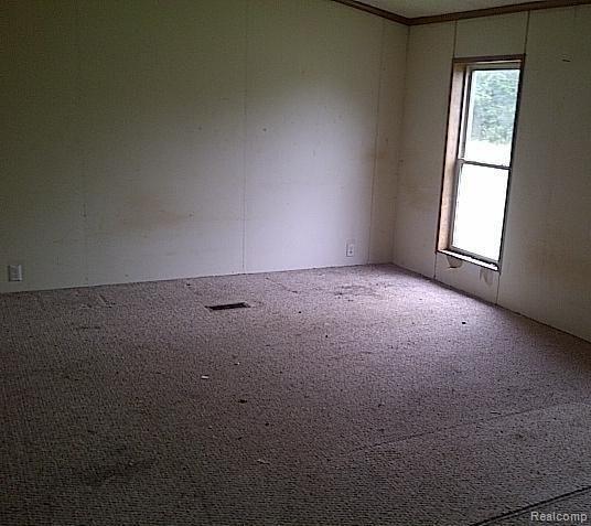 9128 Slattery Road Clifford, MI 48727 - Photo 2 of 7 34534149Bed2.jpg