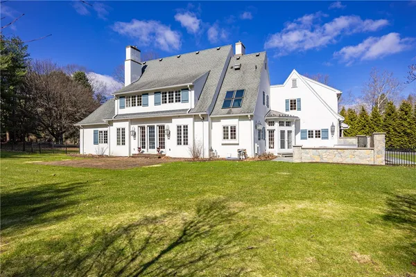 $2,400,000 | 509 Allens Creek Road, Pittsford, NY 14618
