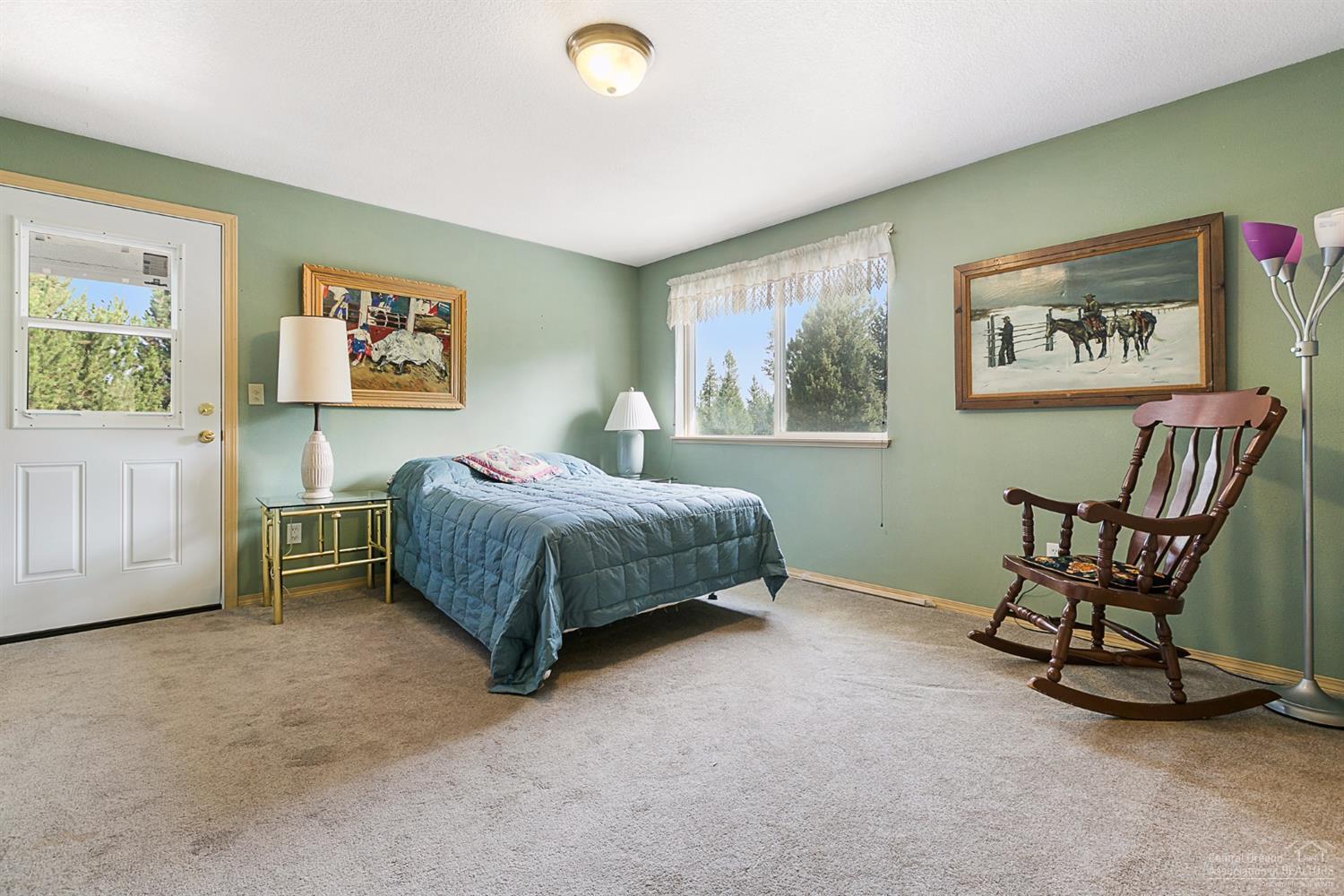 146625 Gracies Road Gilchrist, OR 97737 - Photo 11 of 25 Gallery Image 11
