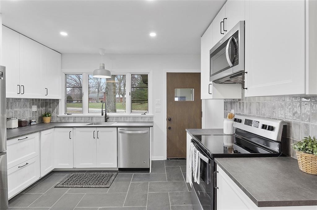 2845 Brodhead Road Aliquippa, PA 15001 - Photo 11 of 25 Gallery Image 11