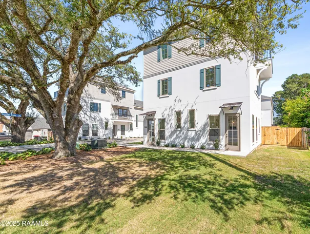 $312,000 | 126 A Steiner Road, Lafayette, LA 70508