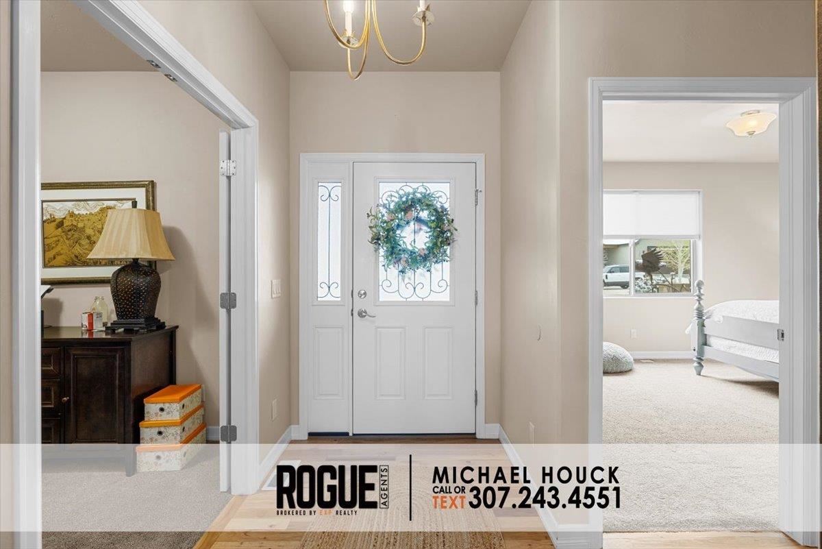 1640 Pinyon Parkway Casper, WY 82609 - Photo 4 of 50