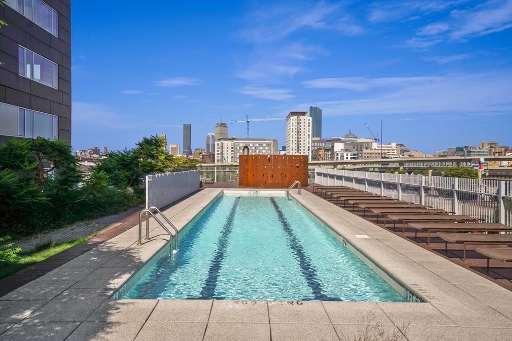 141 Dorchester Avenue, Unit U:616 Boston, MA 02127 - Photo 20 of 23 a view of a terrace with a chair