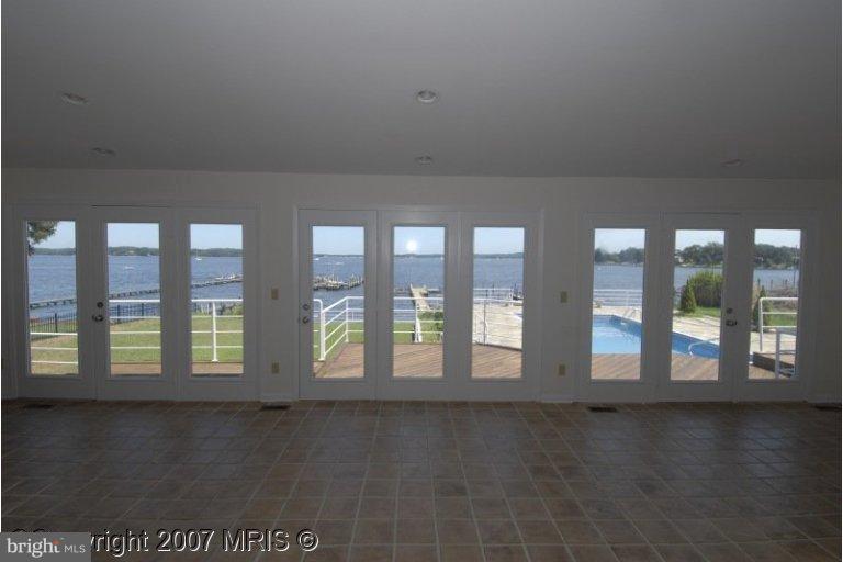539 Broadwater Road Arnold, MD 21012 - Photo 15 of 20 Living Room #2