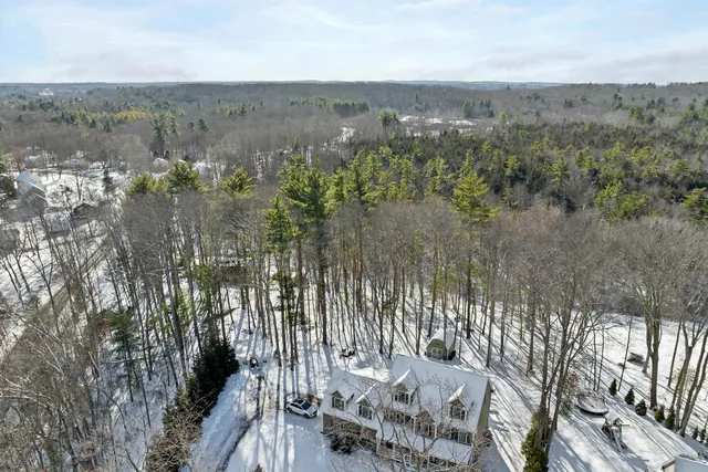 $299,900 | 14 Lovell Road, Stratham, NH 03885