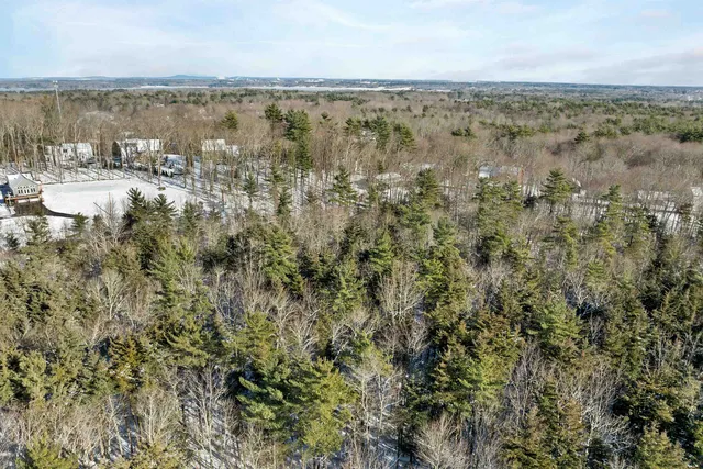 $299,900 | 14 Lovell Road, Stratham, NH 03885