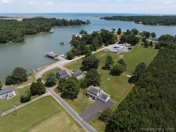 910 Possum Point Road Port Haywood, VA 23138 - Photo 4 of 47