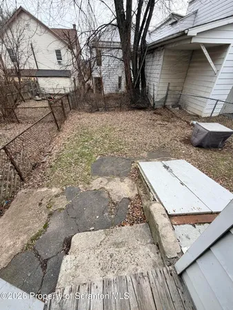 $1,400 | 317 10th Avenue, Scranton, PA 18504