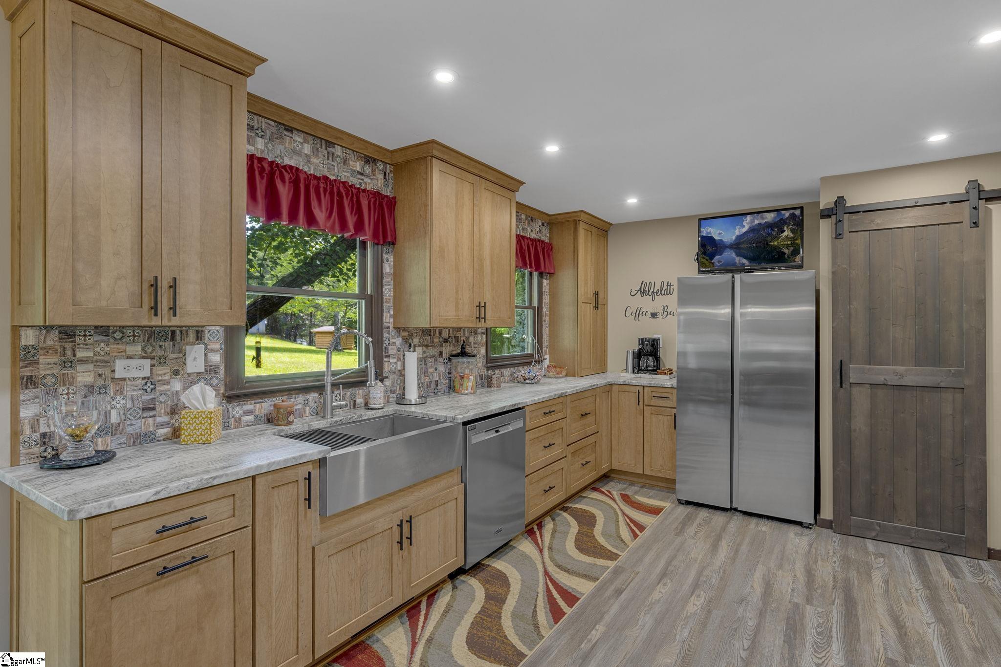 2790 Shady Grove Road Sunset, SC 29685 - Photo 10 of 42 Gallery Image 10