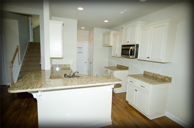 2006 Rudder Court Spring Hill, TN 37174 - Photo 3 of 12 Gallery Image 3