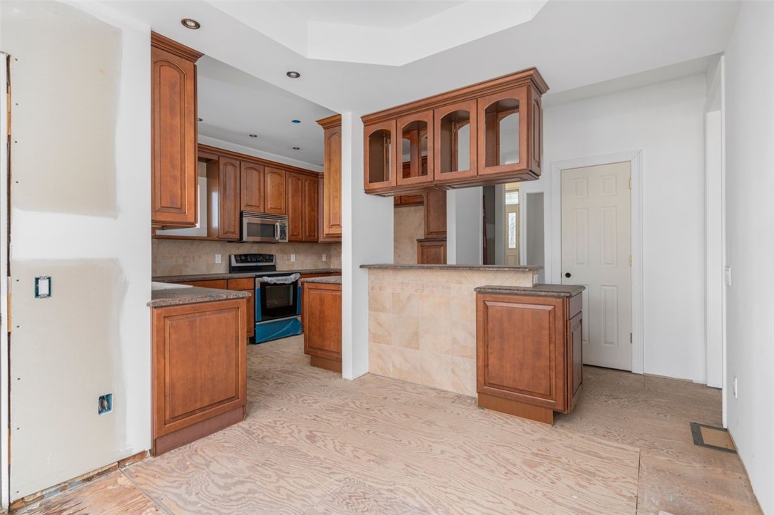 412 Shady Valley Road Coventry, RI 02816 - Photo 22 of 50