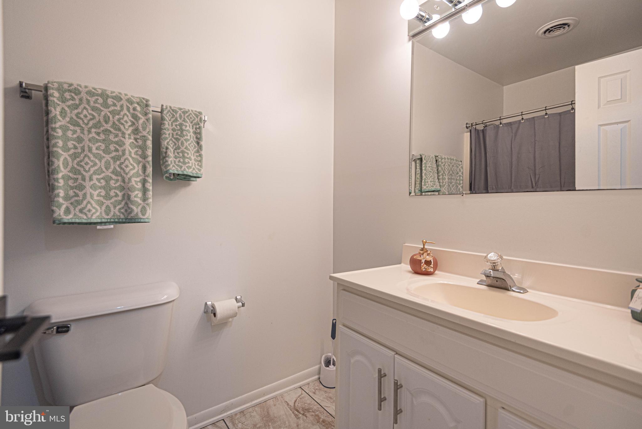 89 Sandyhook Road Ocean Pines, MD 21811 - Photo 35 of 53 3rd bathroom