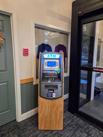 $1,400 | 36 Lodge Road, Unit A301, Lincoln, NH 03251