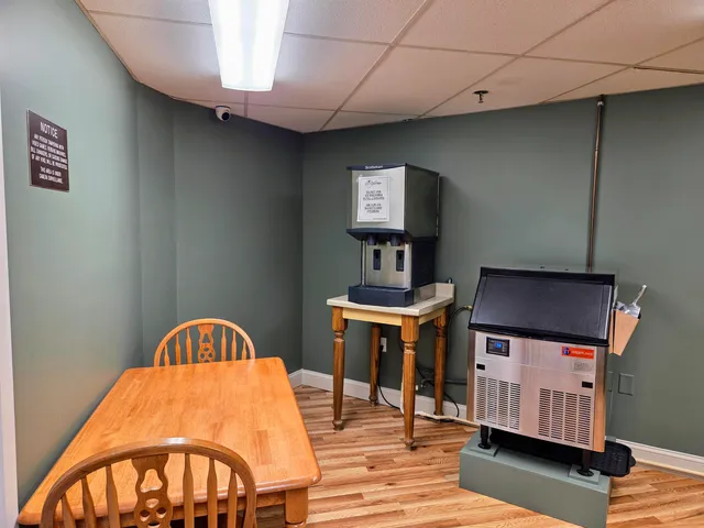 $1,400 | 36 Lodge Road, Unit A301, Lincoln, NH 03251