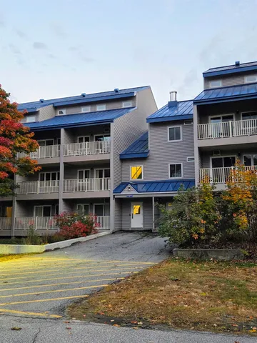 $1,400 | 36 Lodge Road, Unit A301, Lincoln, NH 03251