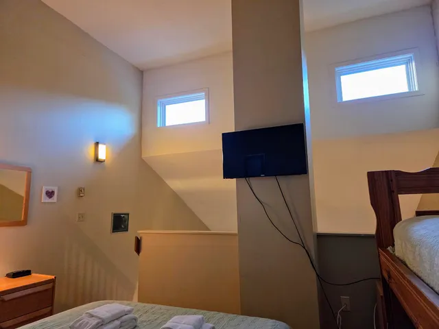 $1,400 | 36 Lodge Road, Unit A301, Lincoln, NH 03251