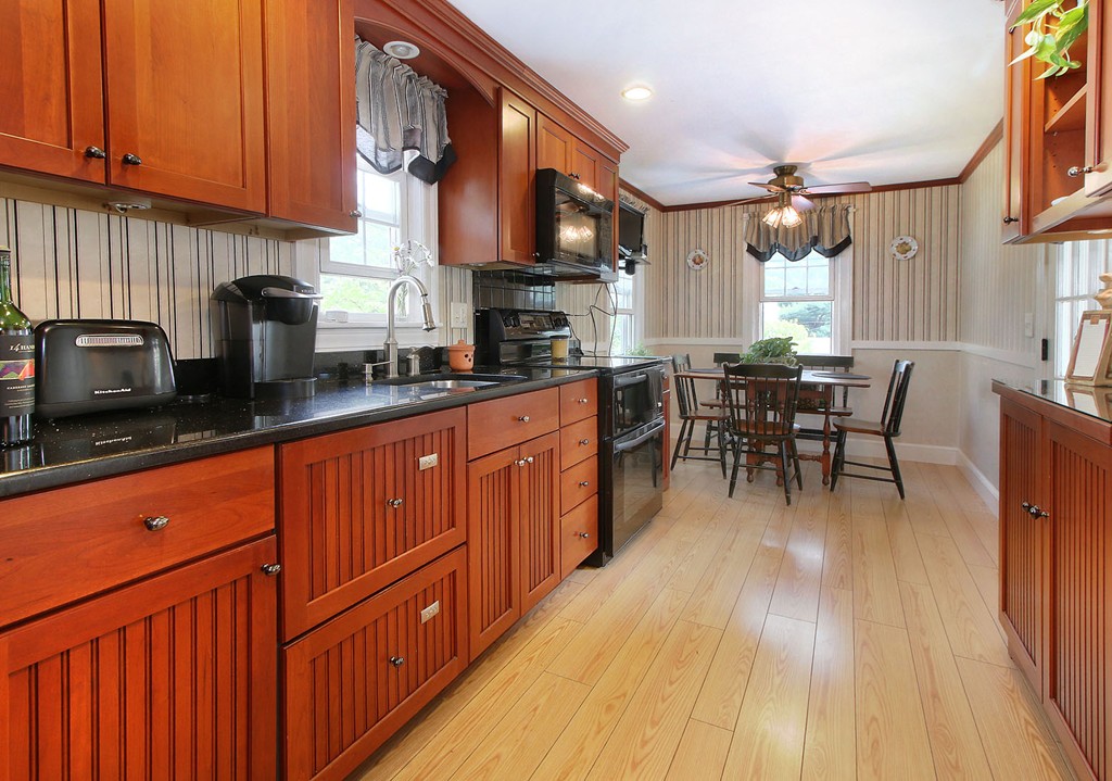 64 Clinton Road Melrose, MA 02176 - Photo 10 of 24 Gallery Image 10