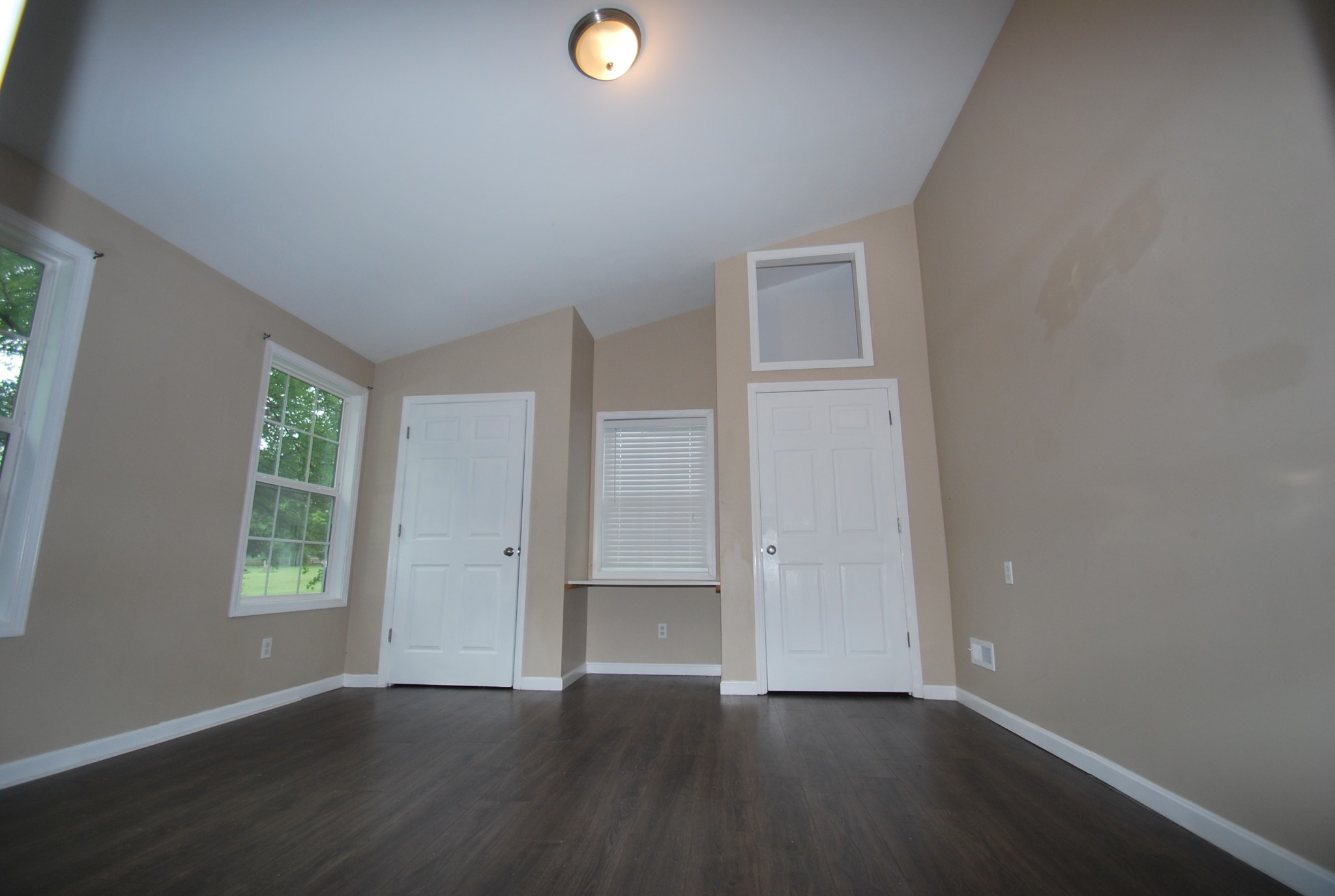 213 Portland Road White House, TN 37188 - Photo 7 of 13 Gallery Image 7