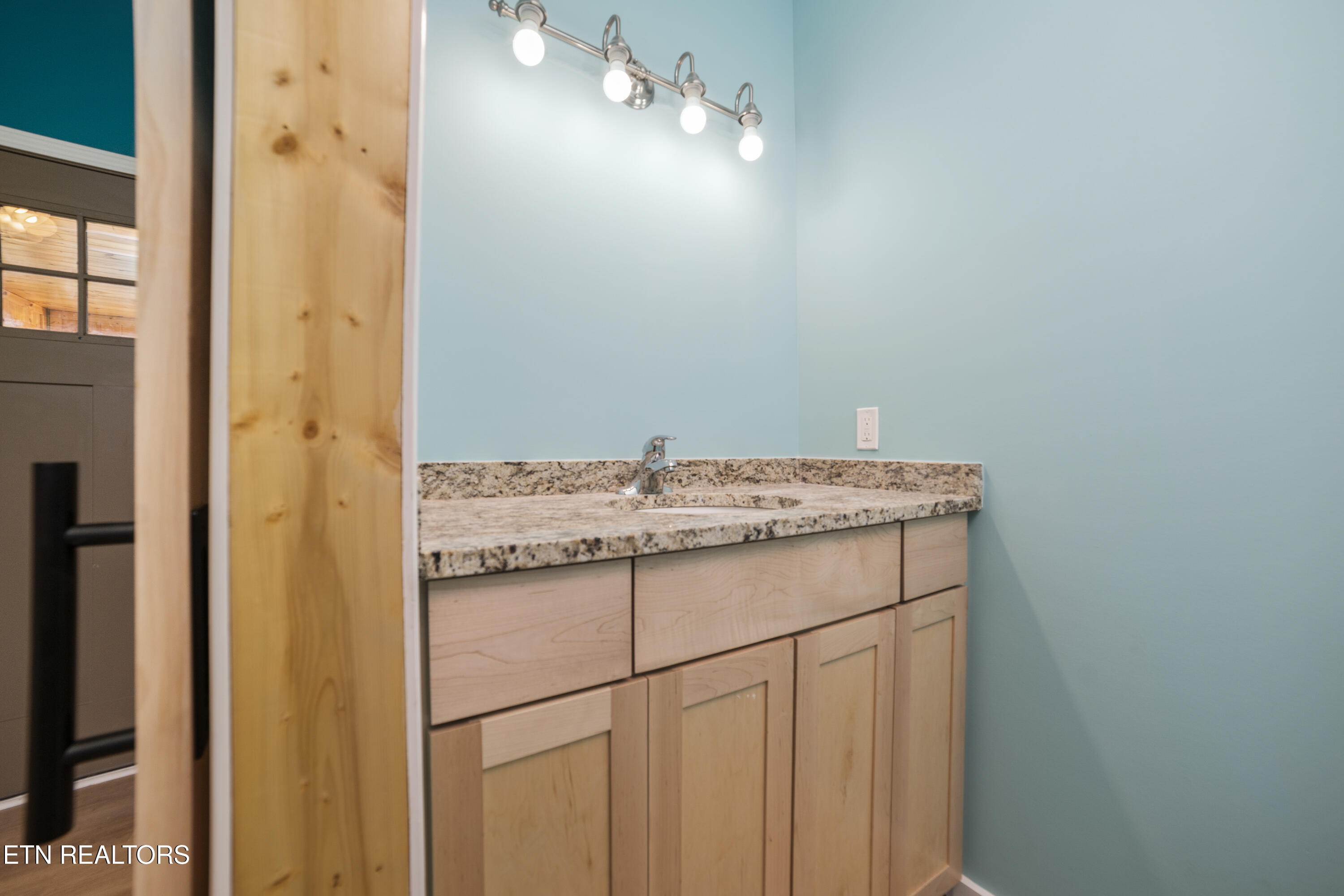 3101 Amanda View Way Sevierville, TN 37876 - Photo 32 of 50 33