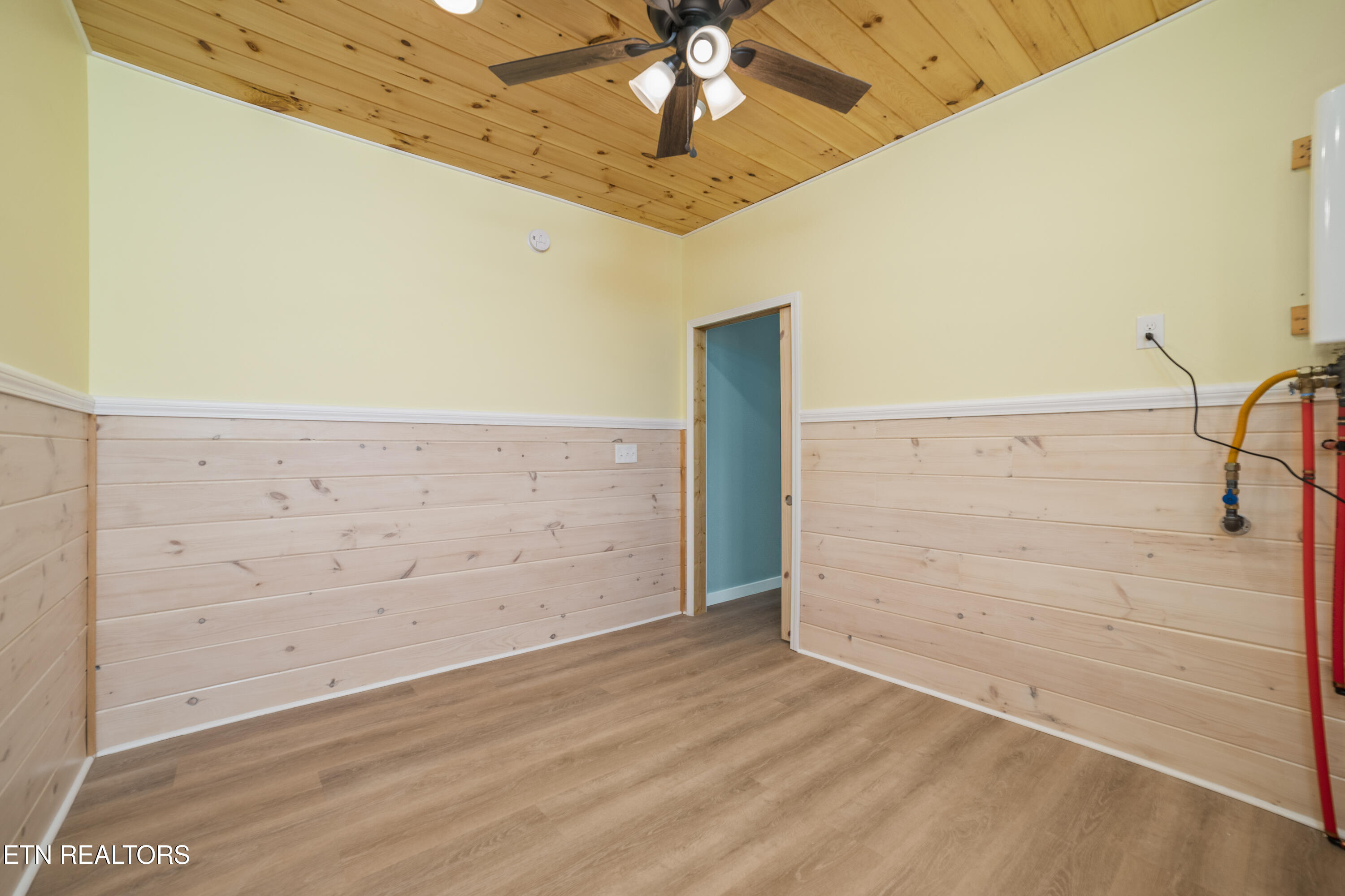 3101 Amanda View Way Sevierville, TN 37876 - Photo 36 of 50 37