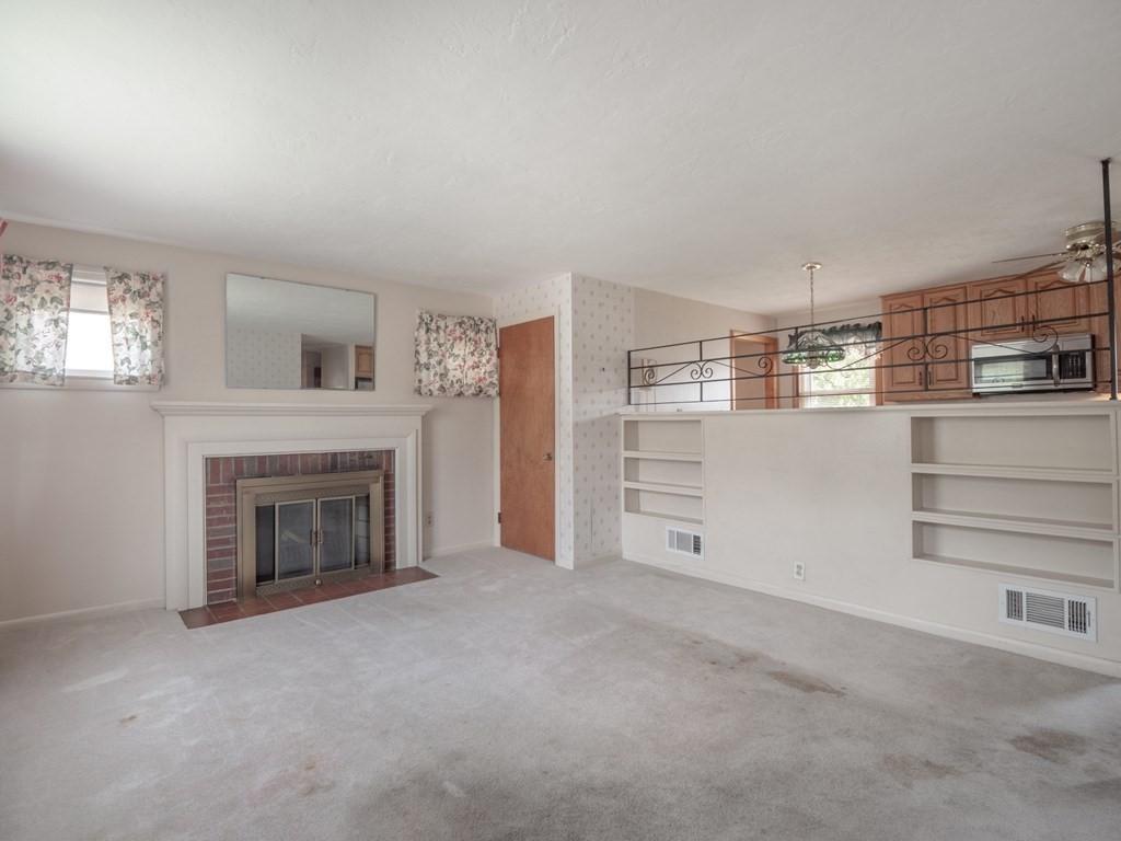 8 Walsh Road Holbrook, MA 02343 - Photo 15 of 41