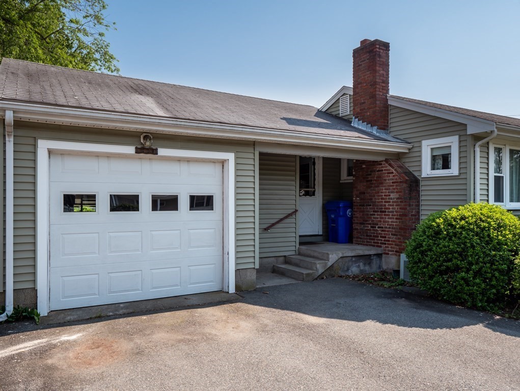 8 Walsh Road Holbrook, MA 02343 - Photo 2 of 41