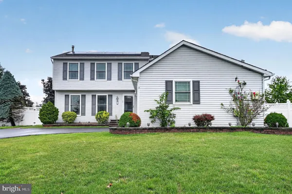 $499,000 | 3 Berwick Lane, Sicklerville, NJ 08081