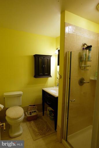 103 Stauffer Road Severna Park, MD 21146 - Photo 26 of 30 Bath (Master)