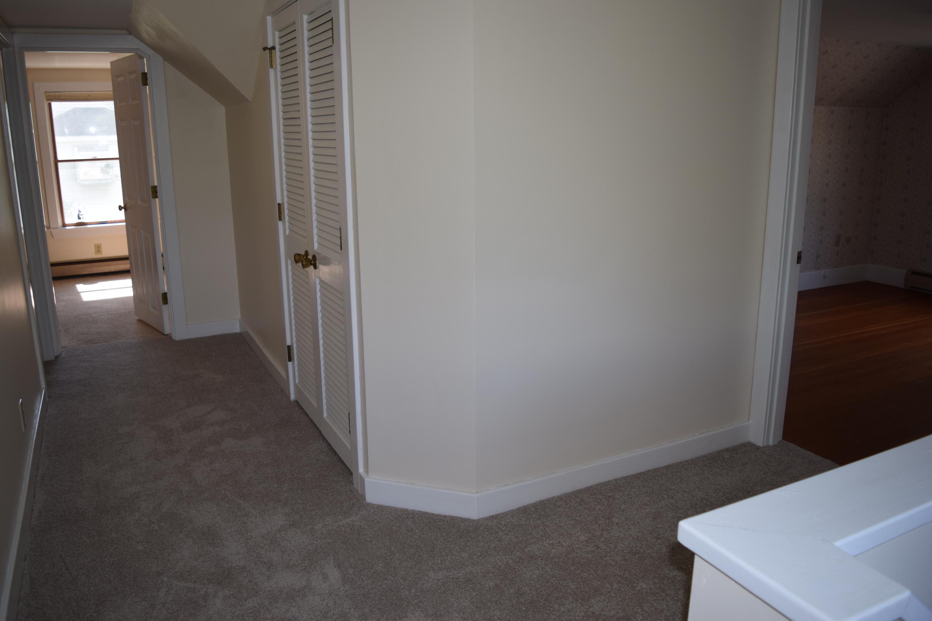 370 Water Street Ellsworth, ME 04605 - Photo 11 of 23 DSC_0157