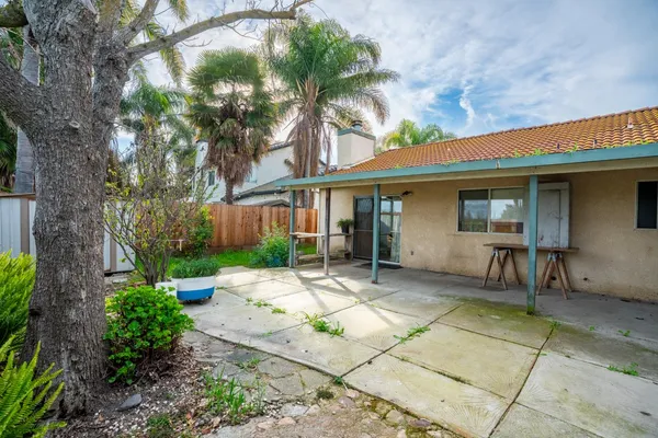 $320,000 | 2326 Santos Street, Dos Palos, CA 93620