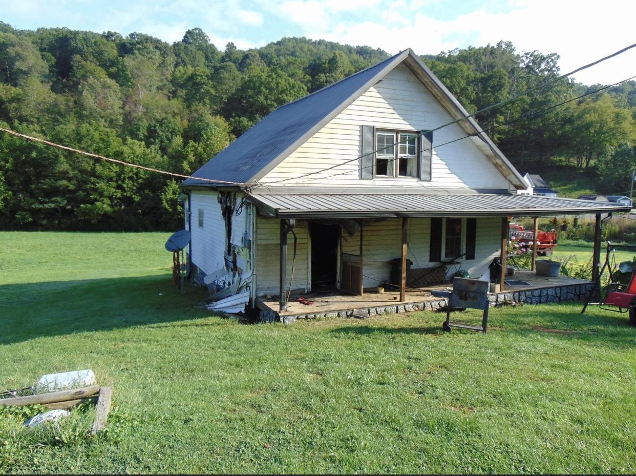 10173 Mulberry Gap Road Tazewell, TN 37879 - Photo 2 of 33 IMG-9309