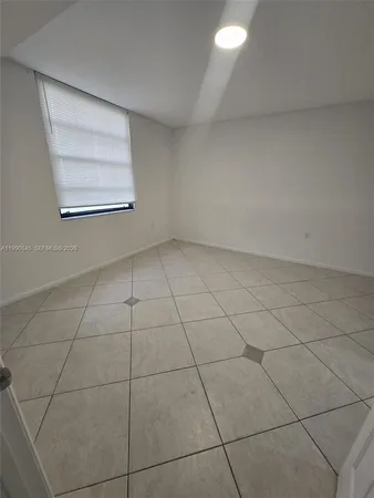 $2,100 | 3500 Whitehall Drive, Unit 104, West Palm Beach, FL 33401