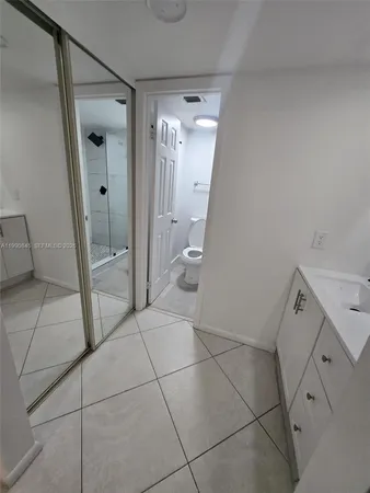 $2,100 | 3500 Whitehall Drive, Unit 104, West Palm Beach, FL 33401