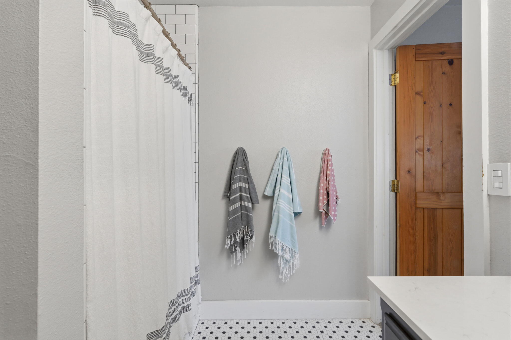 41113 Oak Ridge Drive, Unit A Three Rivers, CA 93271 - Photo 36 of 45 43-41113_Oak_Ridge_Dr_Apt_A_042