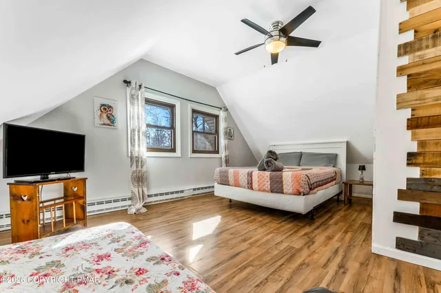 $321,300 | 102 King Arthur Road, Pocono Lake, PA 18347