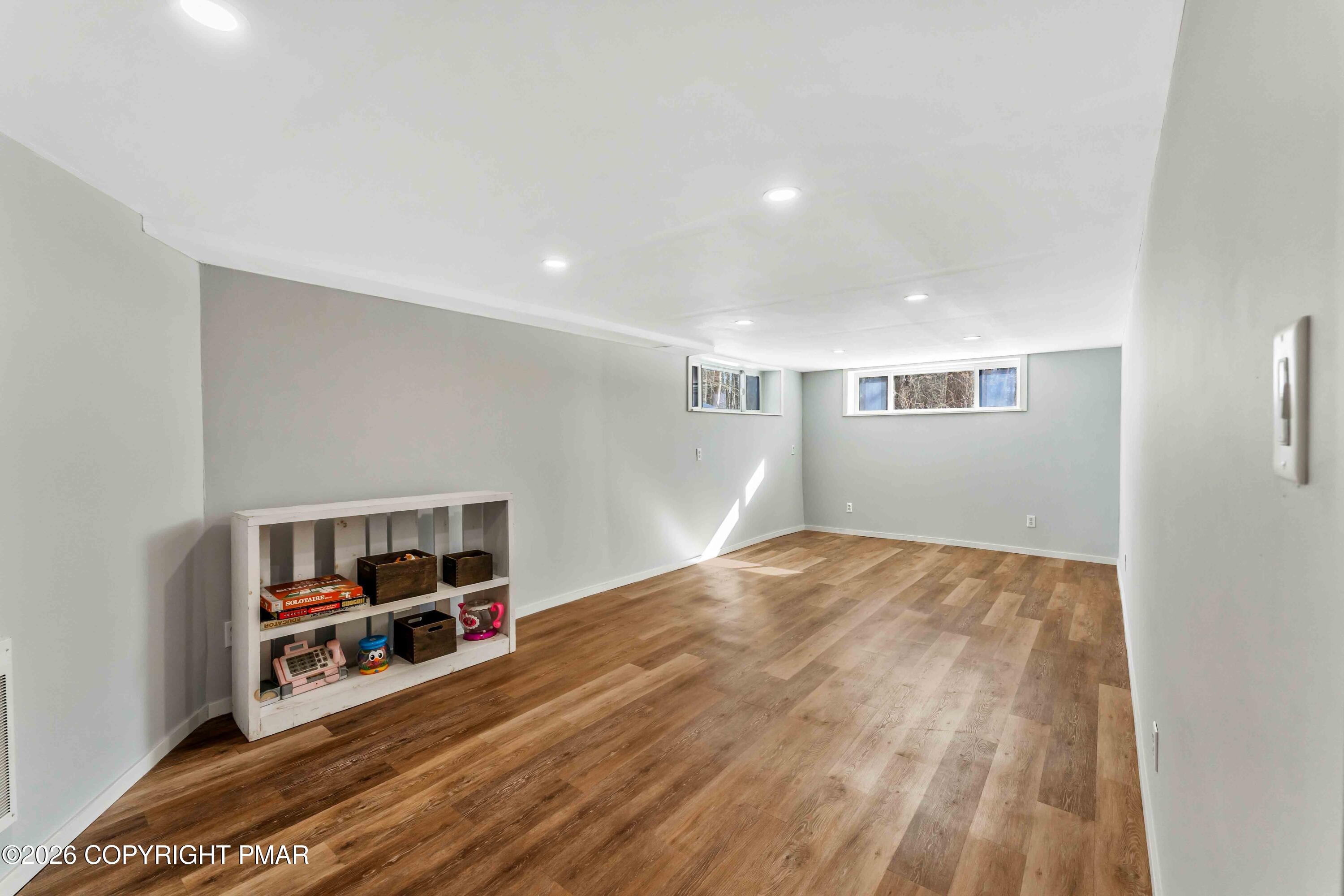 102 King Arthur Road Pocono Lake, PA 18347 - Photo 41 of 59 102 King Arthur Road, Pocono Lake, PA-49