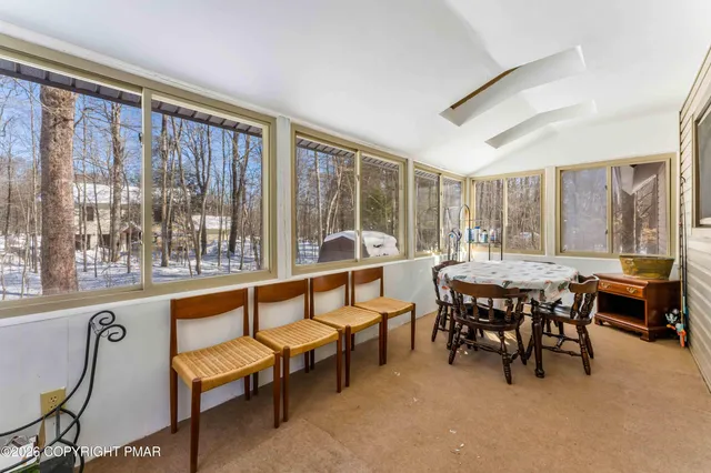 $321,300 | 102 King Arthur Road, Pocono Lake, PA 18347