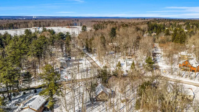 $321,300 | 102 King Arthur Road, Pocono Lake, PA 18347