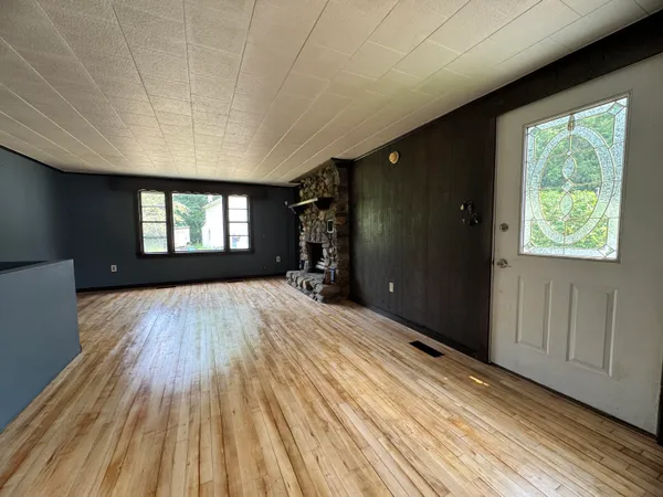 $239,000 | 75 Pleasant Avenue, Sangerville, ME 04479