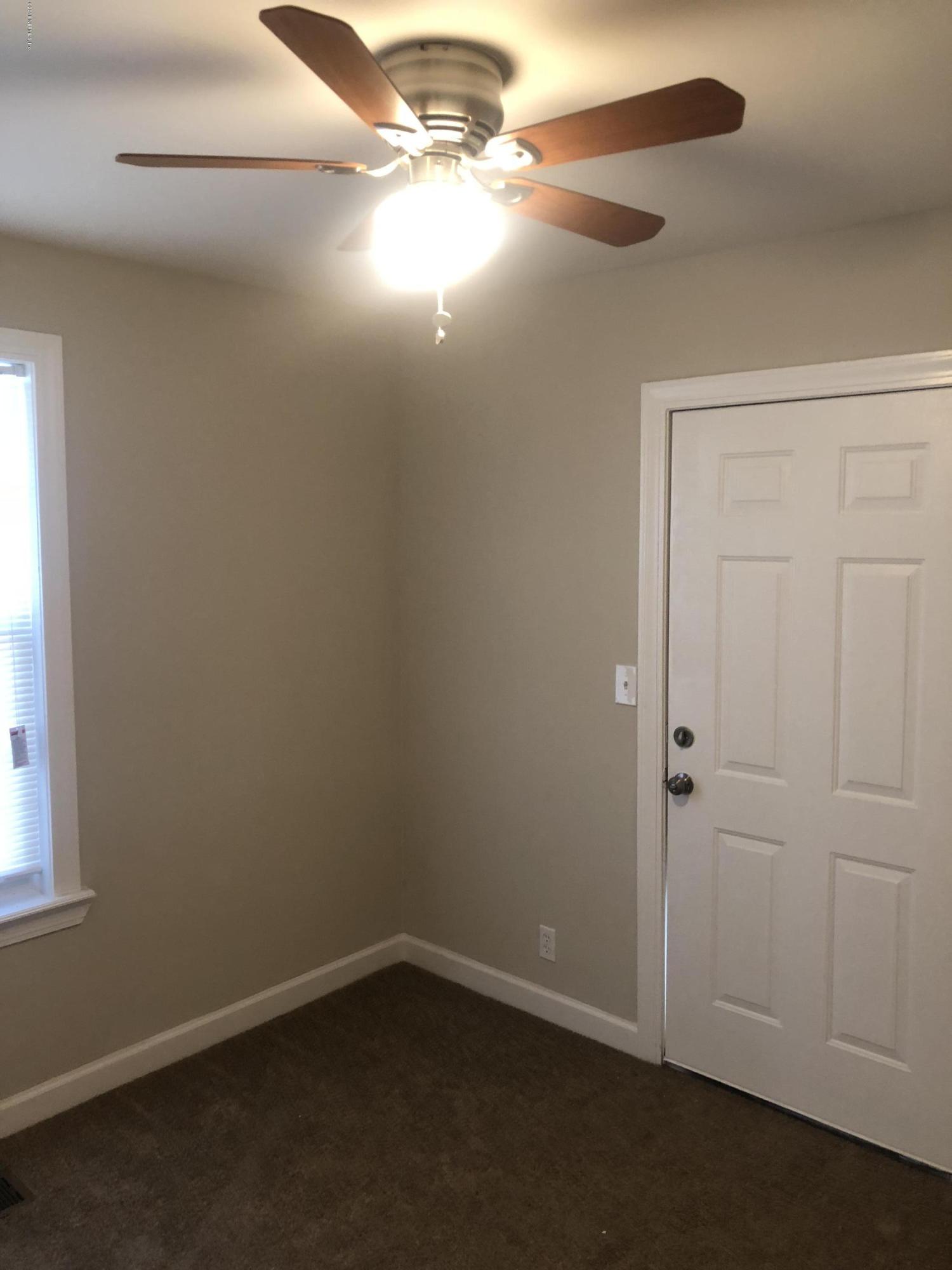 3777 Lilly Road North Jacksonville, FL 32207 - Photo 23 of 40 98193336-32E8-46C4-A696-D0AC3610EBF4