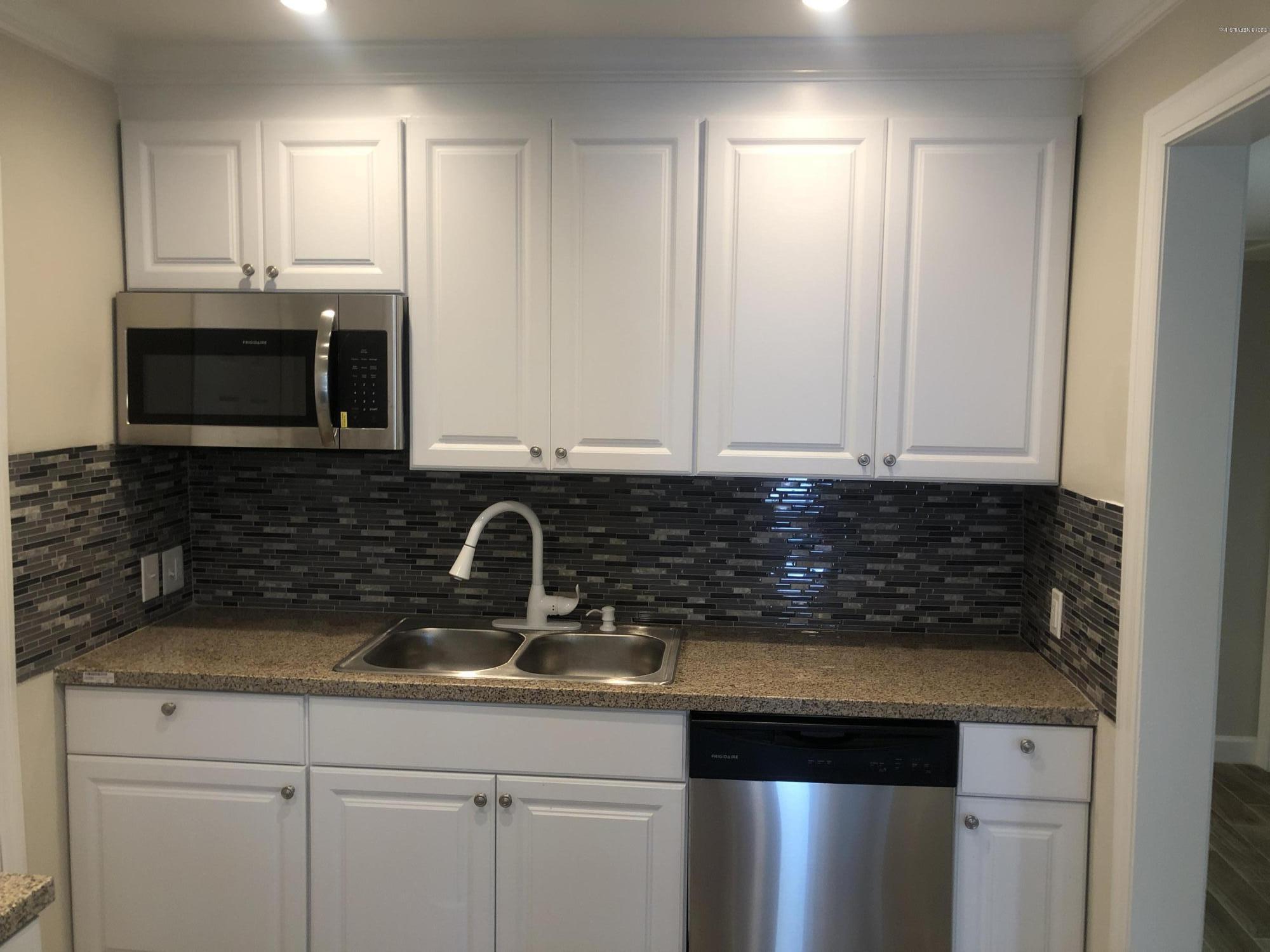3777 Lilly Road North Jacksonville, FL 32207 - Photo 28 of 40 45106CA0-EF1D-4E3D-AEC8-464DB11F6766