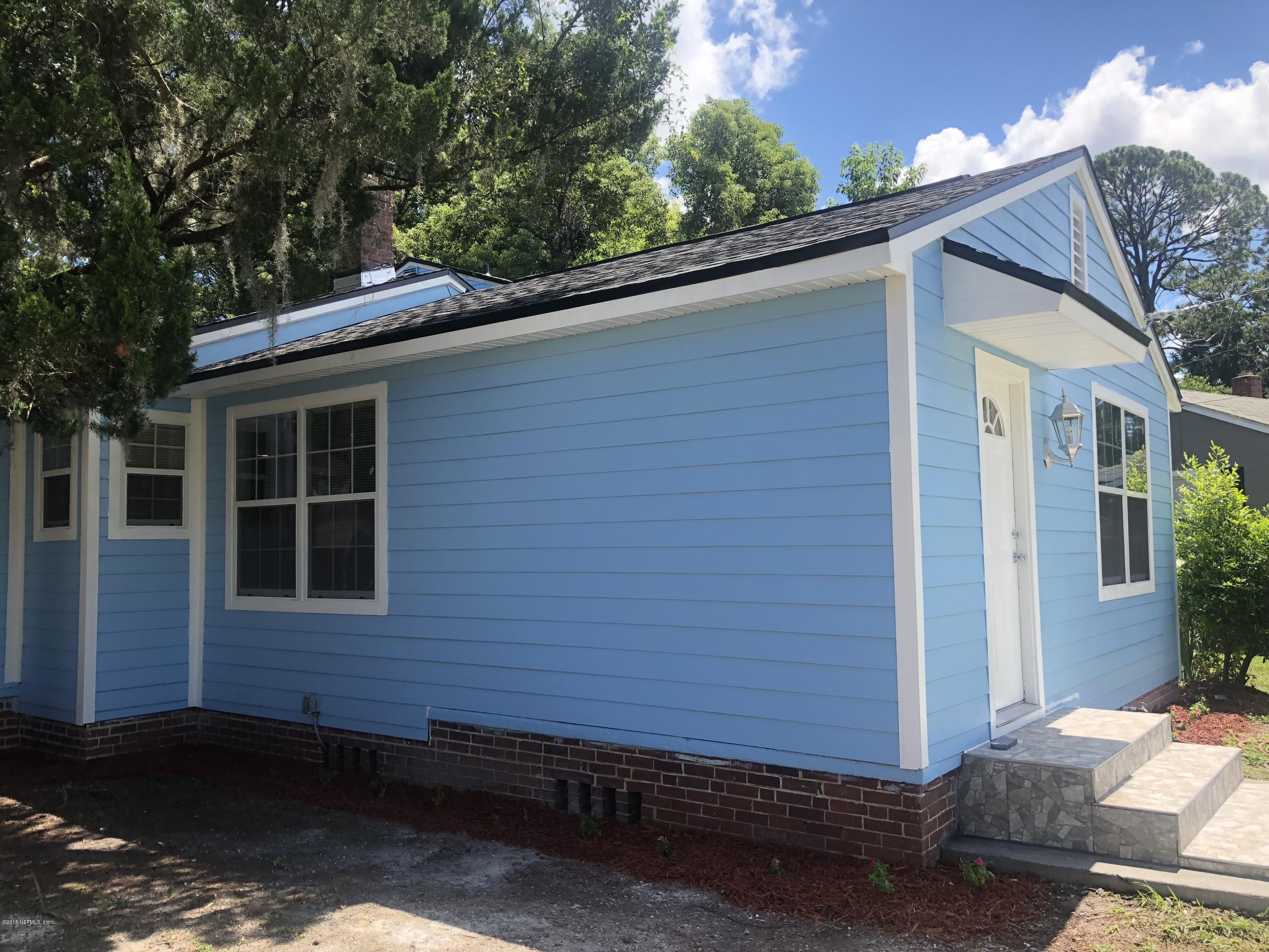 3777 Lilly Road North Jacksonville, FL 32207 - Photo 5 of 40 411E5471-930A-42AF-BF80-9AC7E73888F2