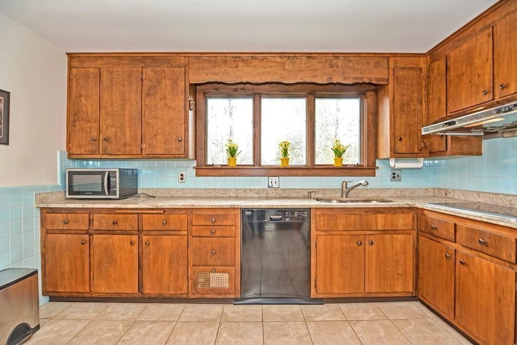 92 Cragmore Road Newton, MA 02461 - Photo 21 of 42